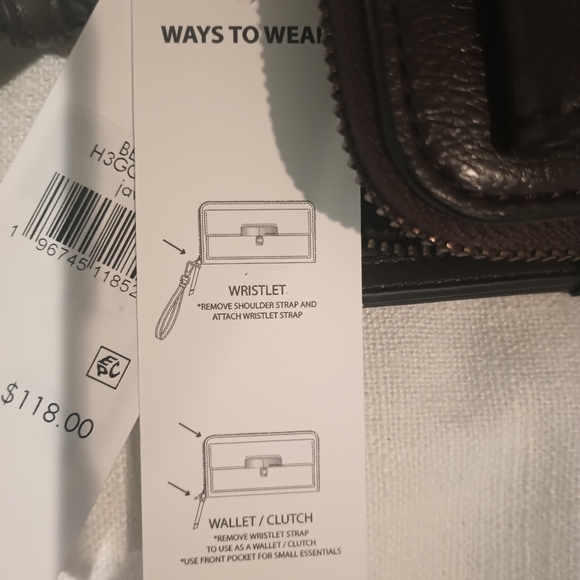 Brand new Calvin Klein Multifunctional Crossbody bag - Picture 4 of 6